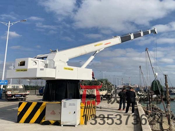 上海船用起重機廠家船用甲板吊起吊能力多樣